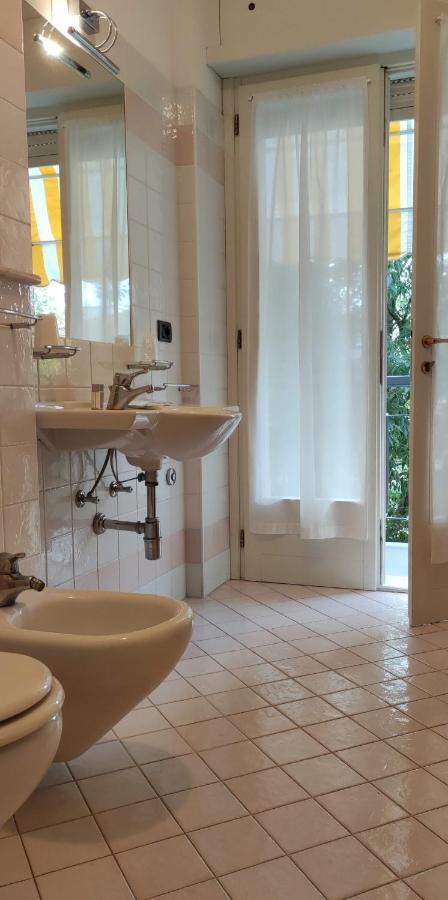 Hotel Villa Platani Riccione Eksteriør billede
